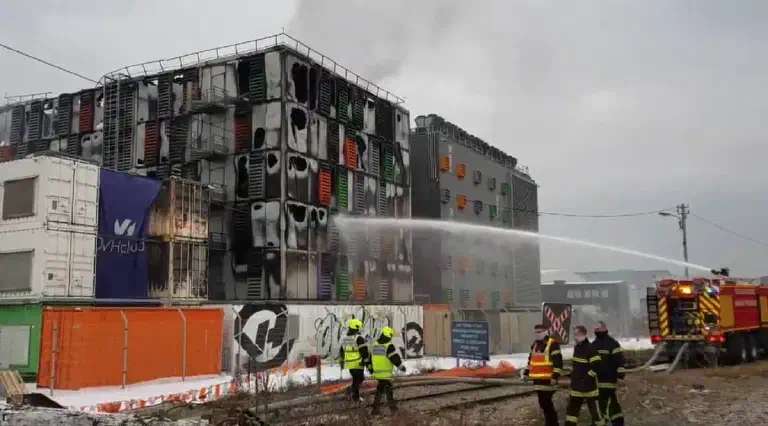 OVH brûle, Internet hurle